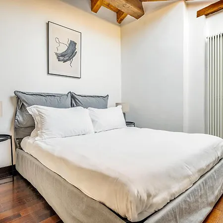 Brand New 2 Bedrooms In Brera Apartment *